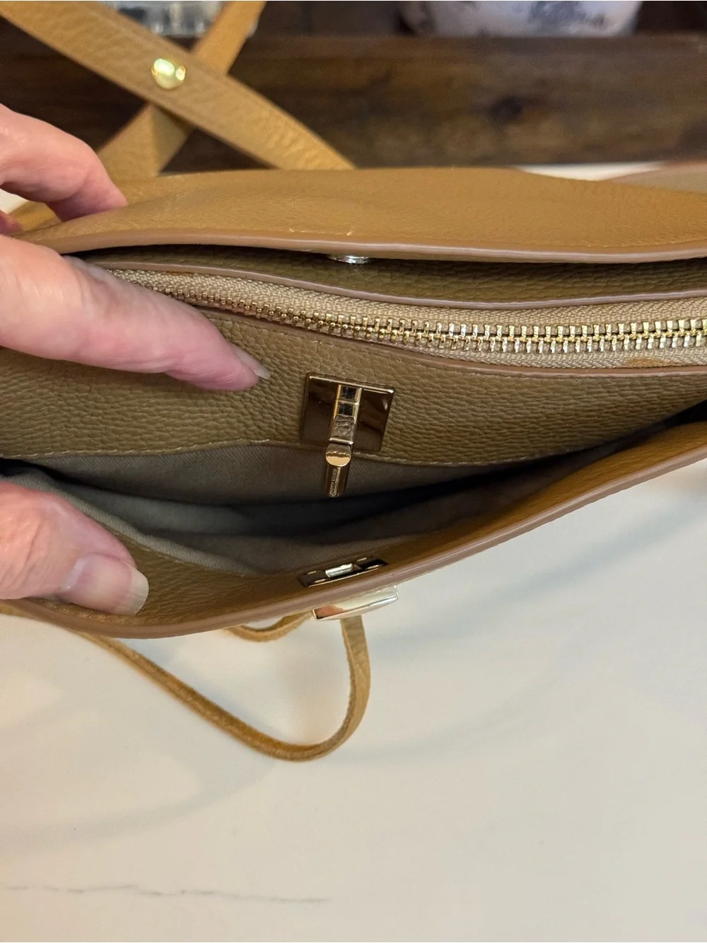 🤎 NEW REBECCA MINKOFF, DARREN TAN, LEATHER CROSSBODY BAG!